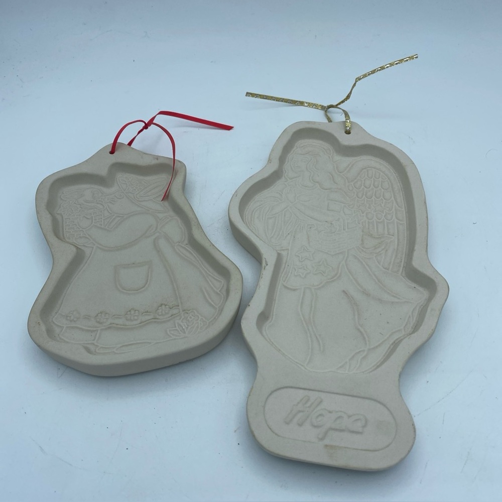 2 VTG Longaberger 1994 Pottery Cookie Molds Angel Hope And East Bunny Series